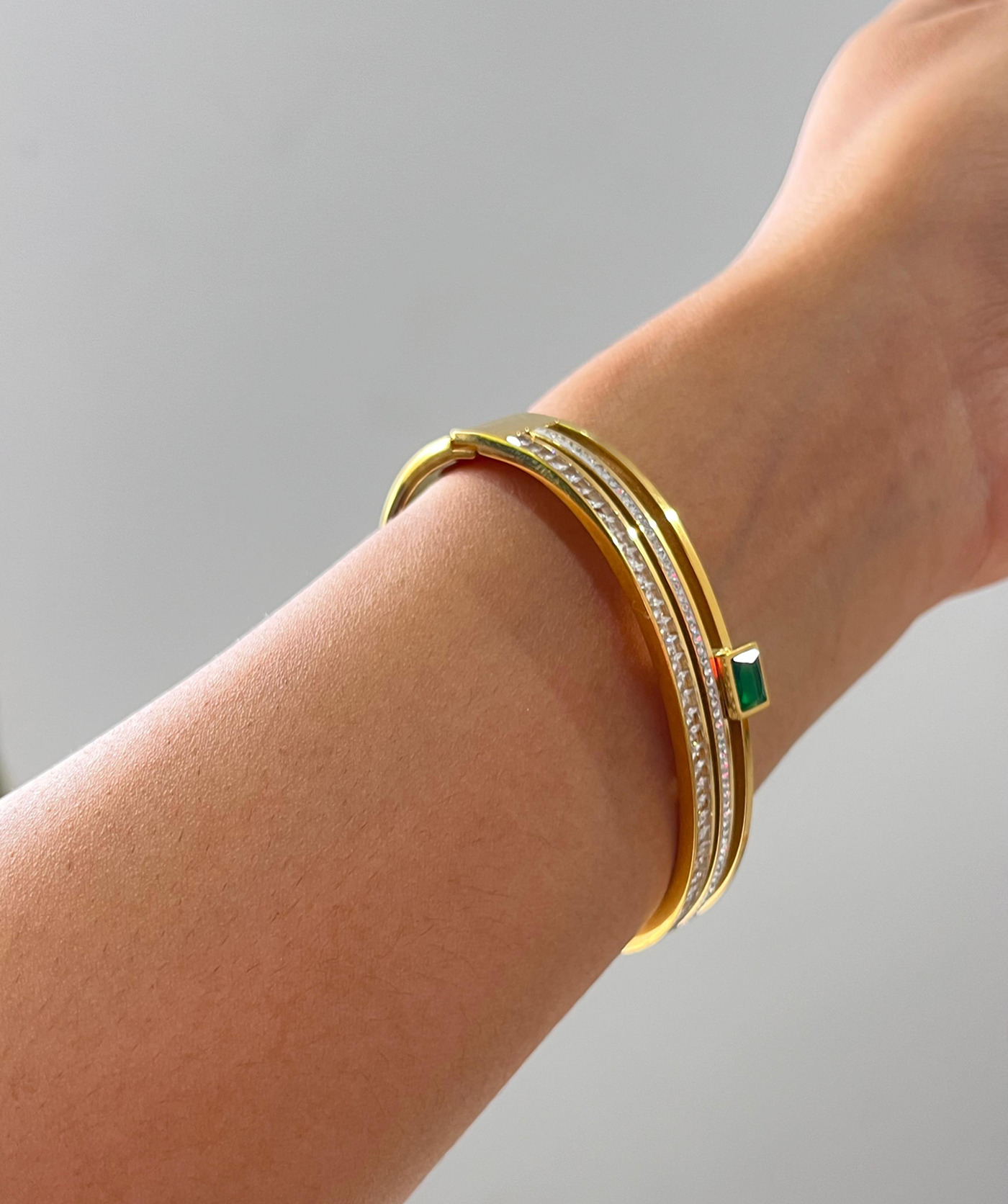 Emerald Dot Bracelet