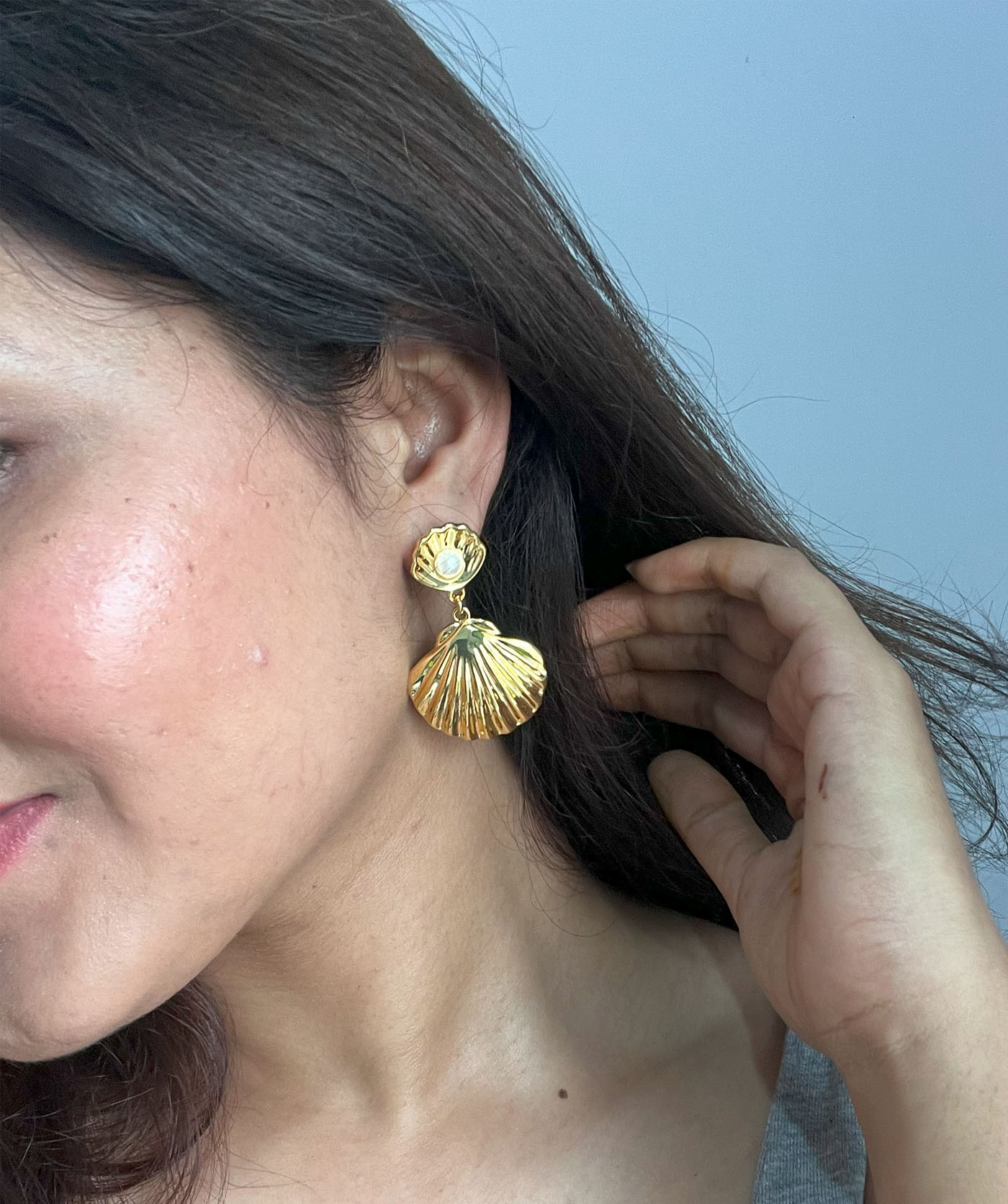 Shell Pearly Earrings