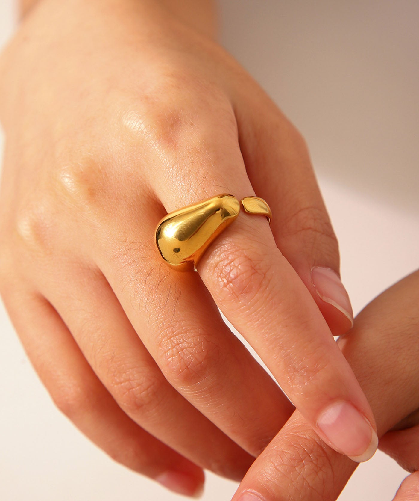 Shift Ring