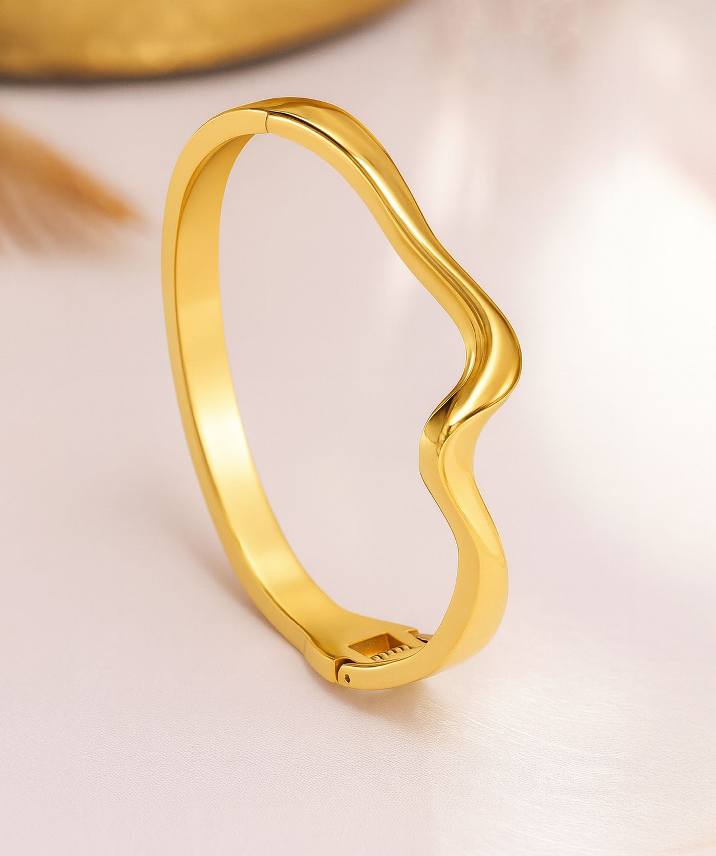 Bare Bold Bracelet