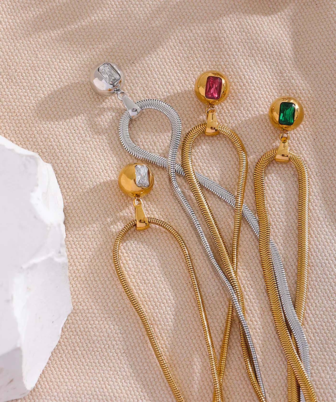 Stillpoint Necklace