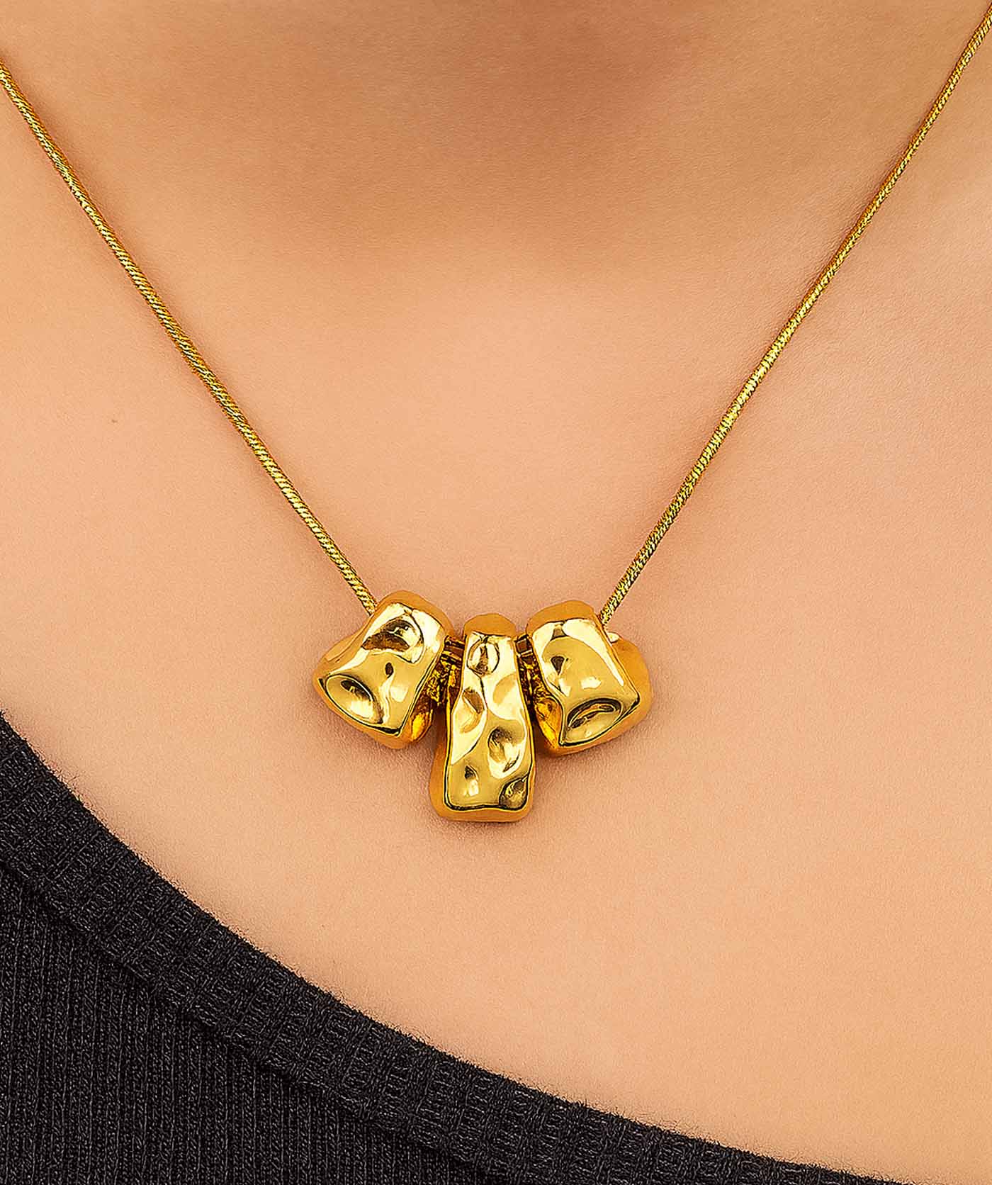 Chiseled Links Necklace