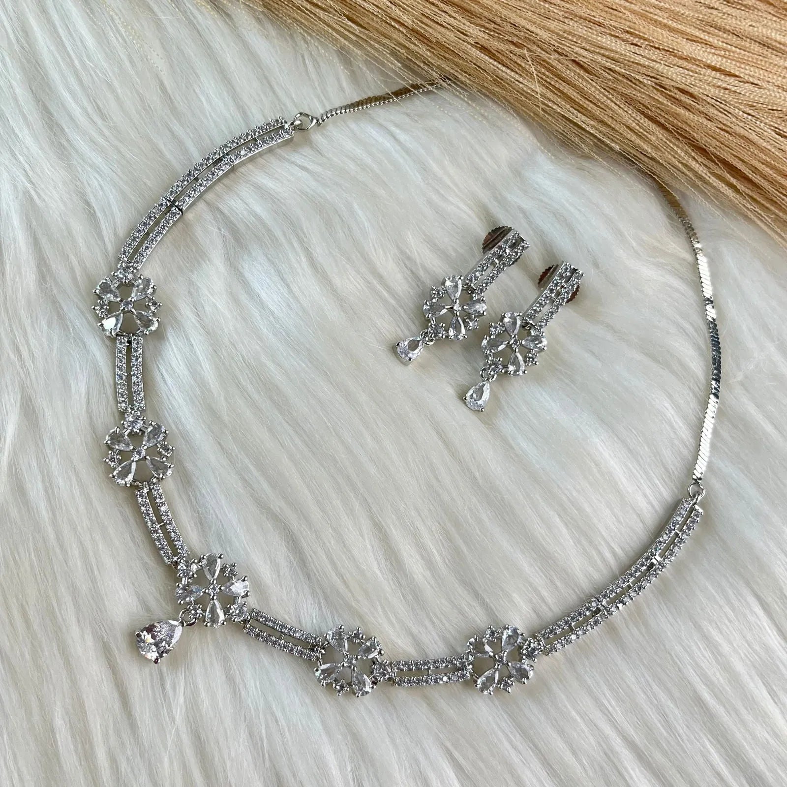 White Diamond Dew Drops - womaniya - White Diamond Dew Drops - womaniya - - - - #tag1# - #tag2# - #tag3# - #tag4#