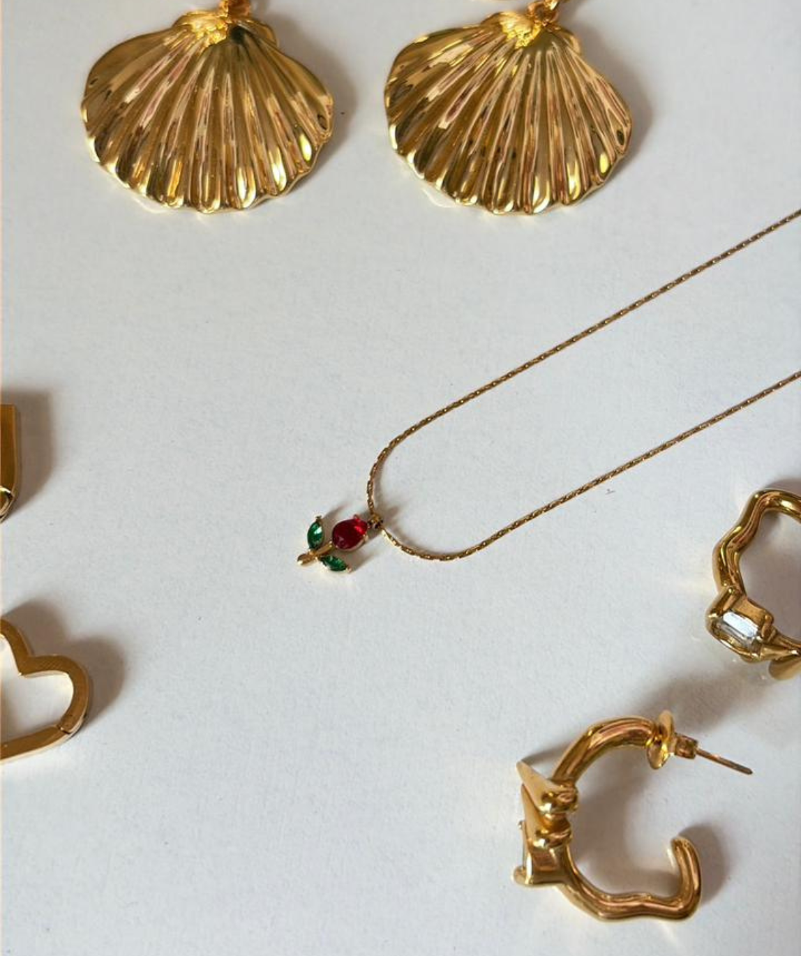 Tulip Necklace