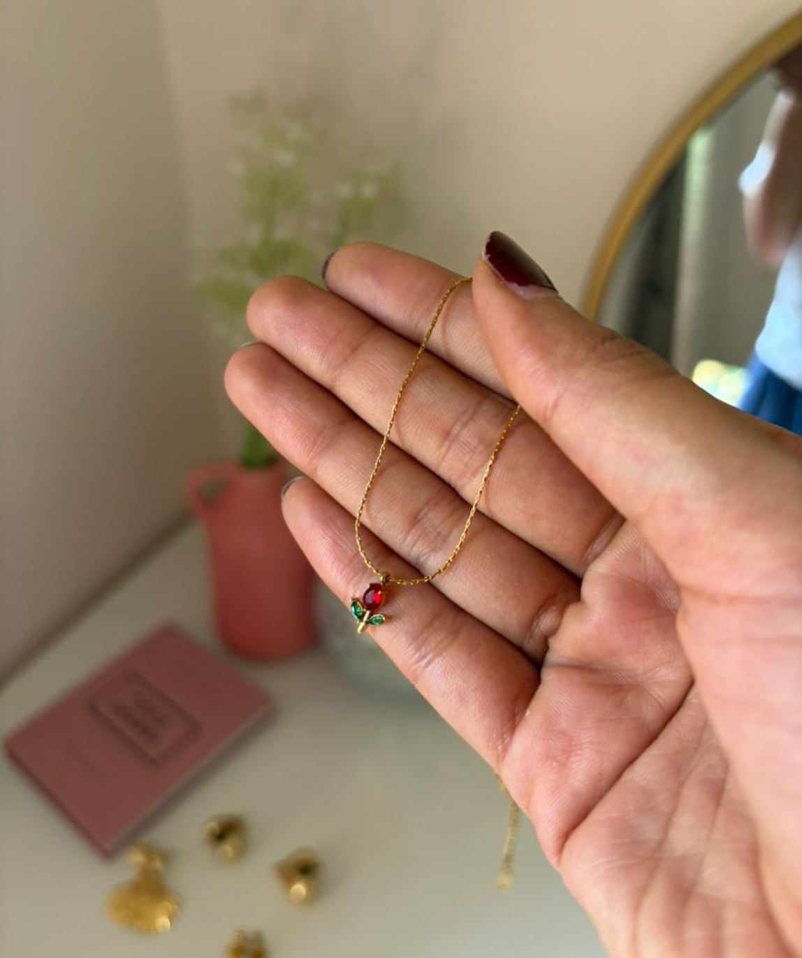 Tulip Necklace
