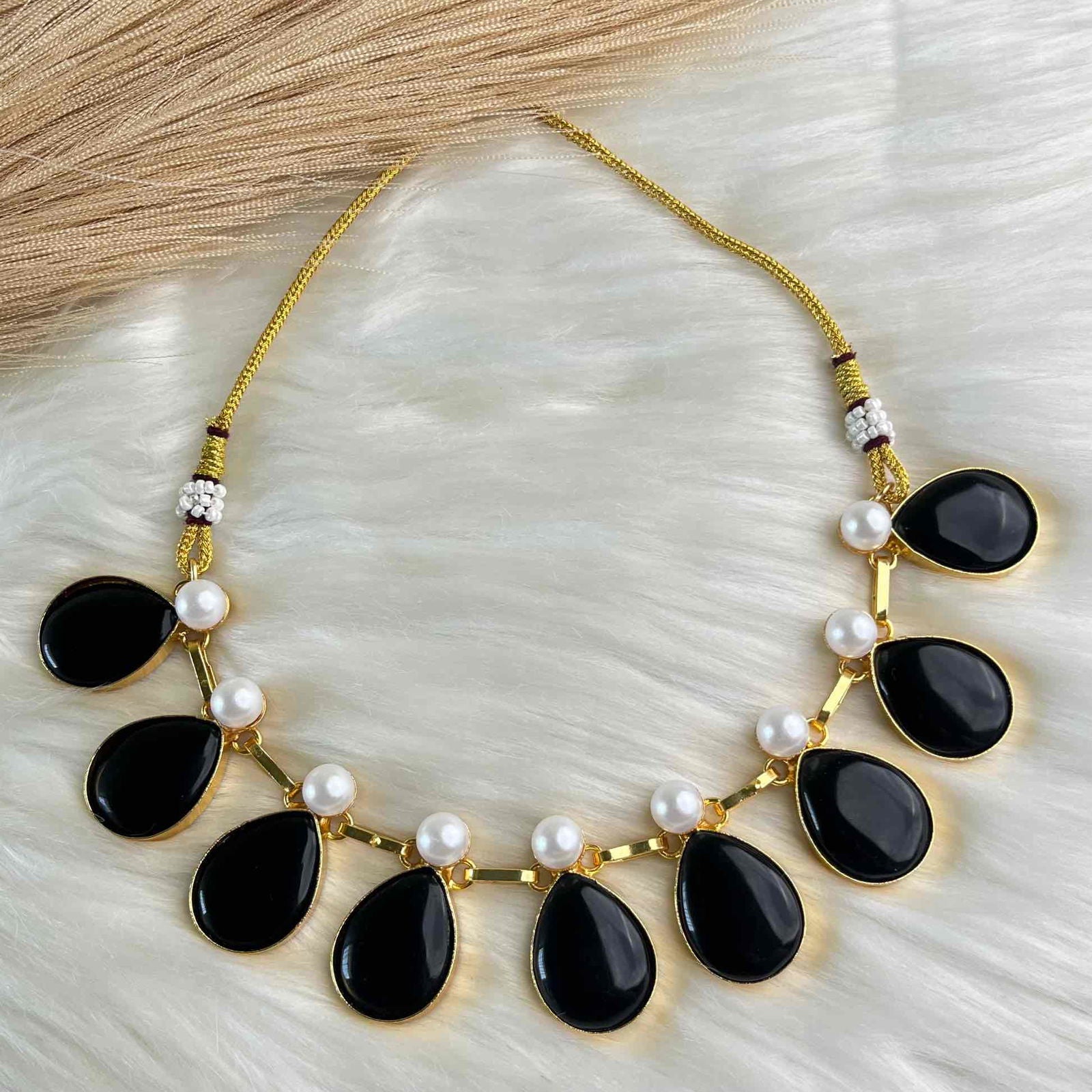 Black Sophia Drops Necklace Set - womaniya - Black Sophia Drops Necklace Set - womaniya -  -  -  - #tag1# - #tag2# - #tag3# - #tag4#