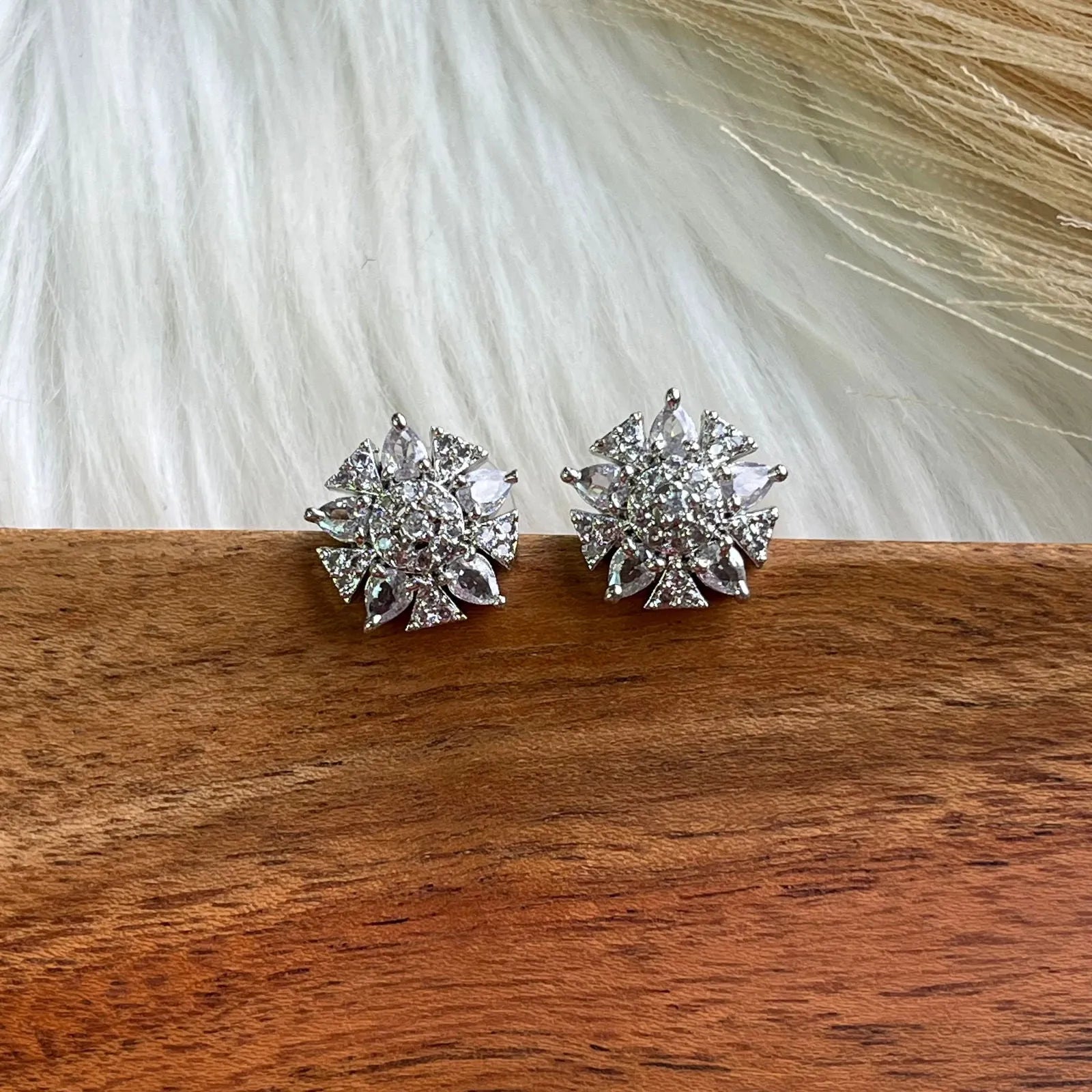 Elegant Box Studs - womaniya - Elegant Box Studs - womaniya -  -  -  - #tag1# - #tag2# - #tag3# - #tag4#