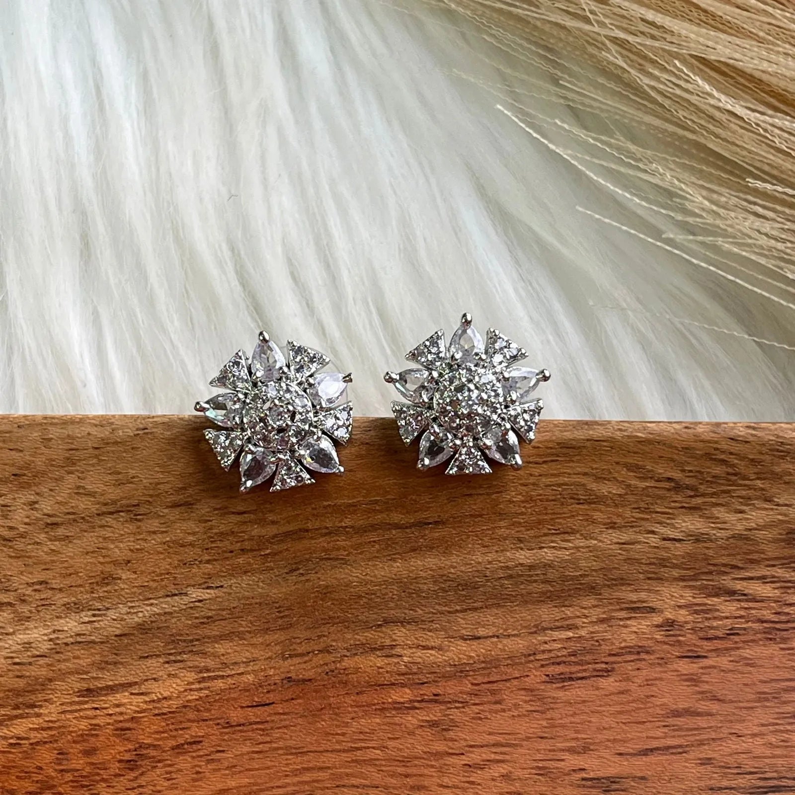 Elegant Box Studs - womaniya - Elegant Box Studs - womaniya -  -  -  - #tag1# - #tag2# - #tag3# - #tag4#