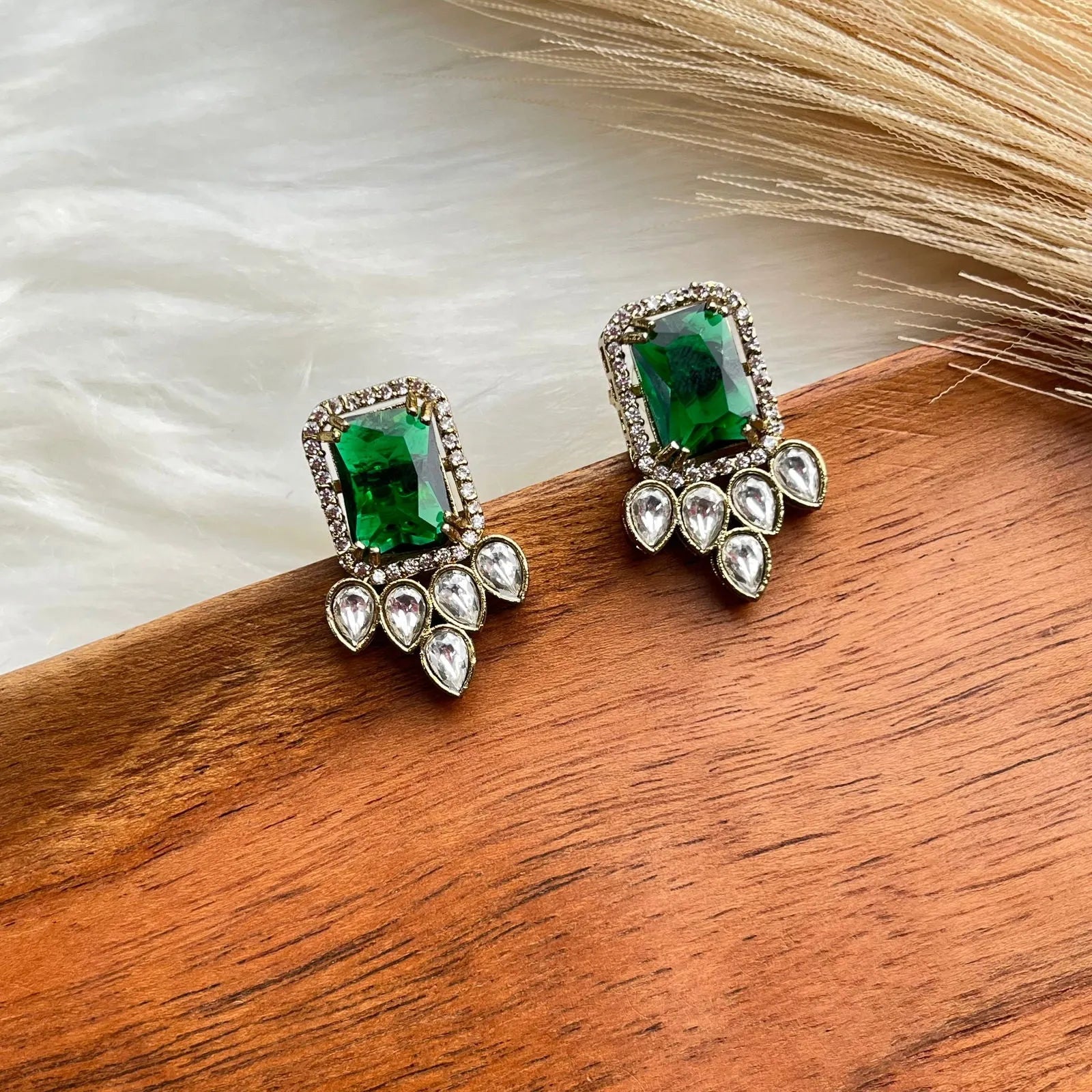 Green Ethereal Fusion Necklace Set - womaniya - Green Ethereal Fusion Necklace Set - womaniya -  -  -  - #tag1# - #tag2# - #tag3# - #tag4#