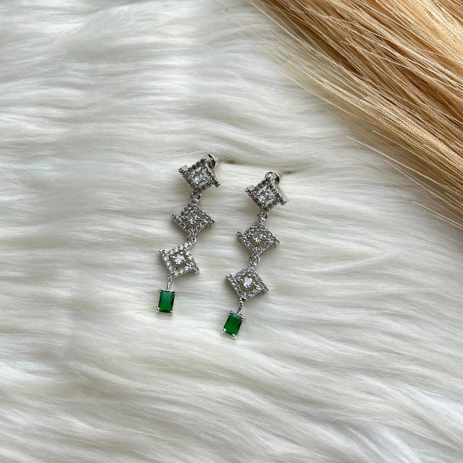 Green Modern Luxe Necklace Set - womaniya - Green Modern Luxe Necklace Set - womaniya -  -  -  - #tag1# - #tag2# - #tag3# - #tag4#