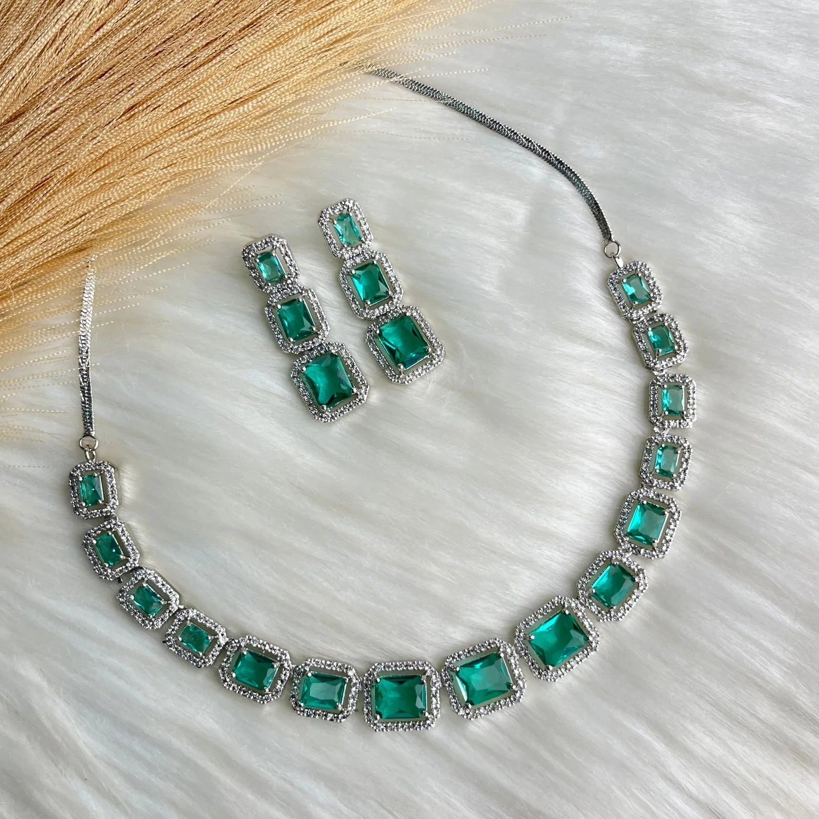 Green Square Essence Necklace - womaniya - Green Square Essence Necklace - womaniya -  -  -  - #tag1# - #tag2# - #tag3# - #tag4#