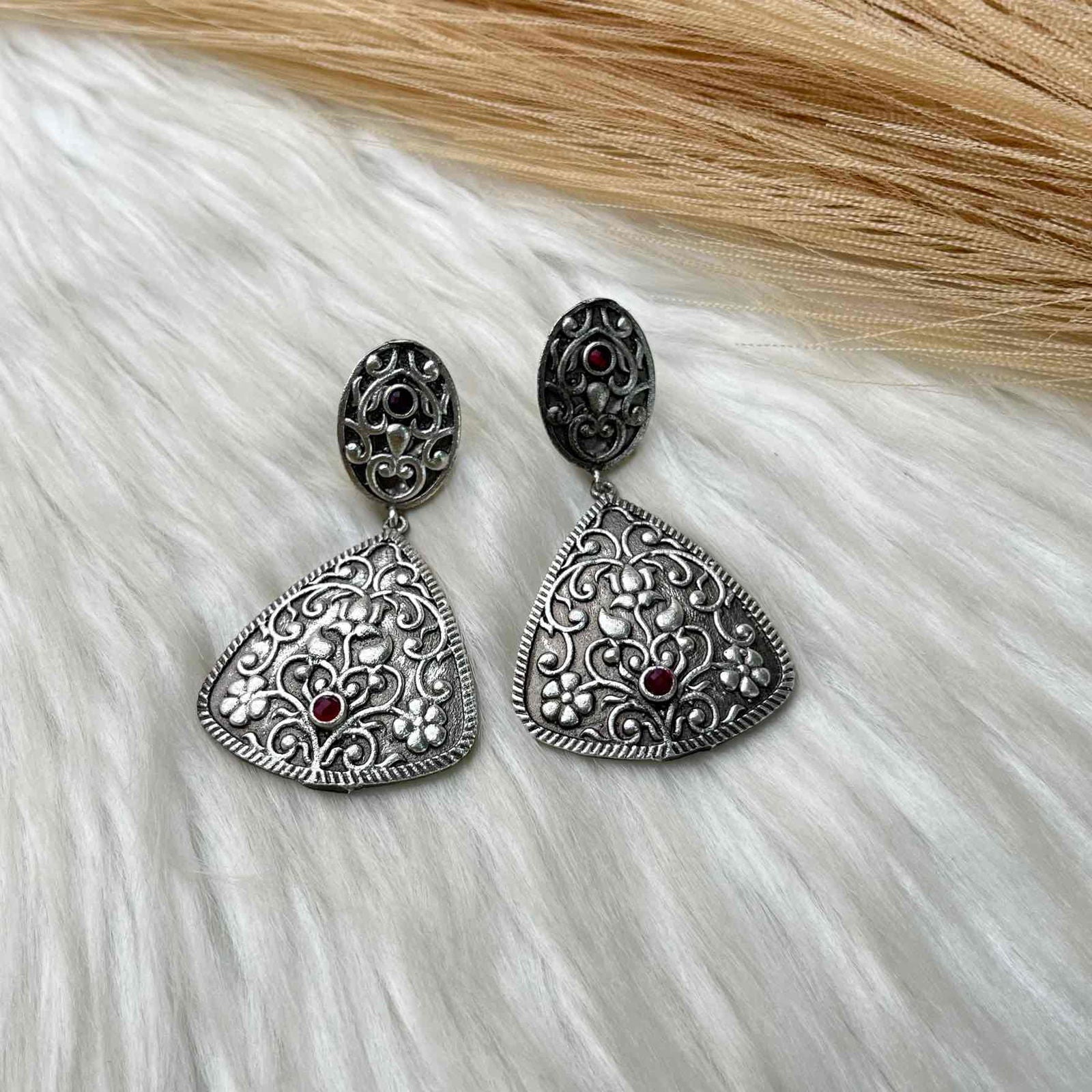 Heena Silver Necklace Set - womaniya - Heena Silver Necklace Set - womaniya -  -  -  - #tag1# - #tag2# - #tag3# - #tag4#