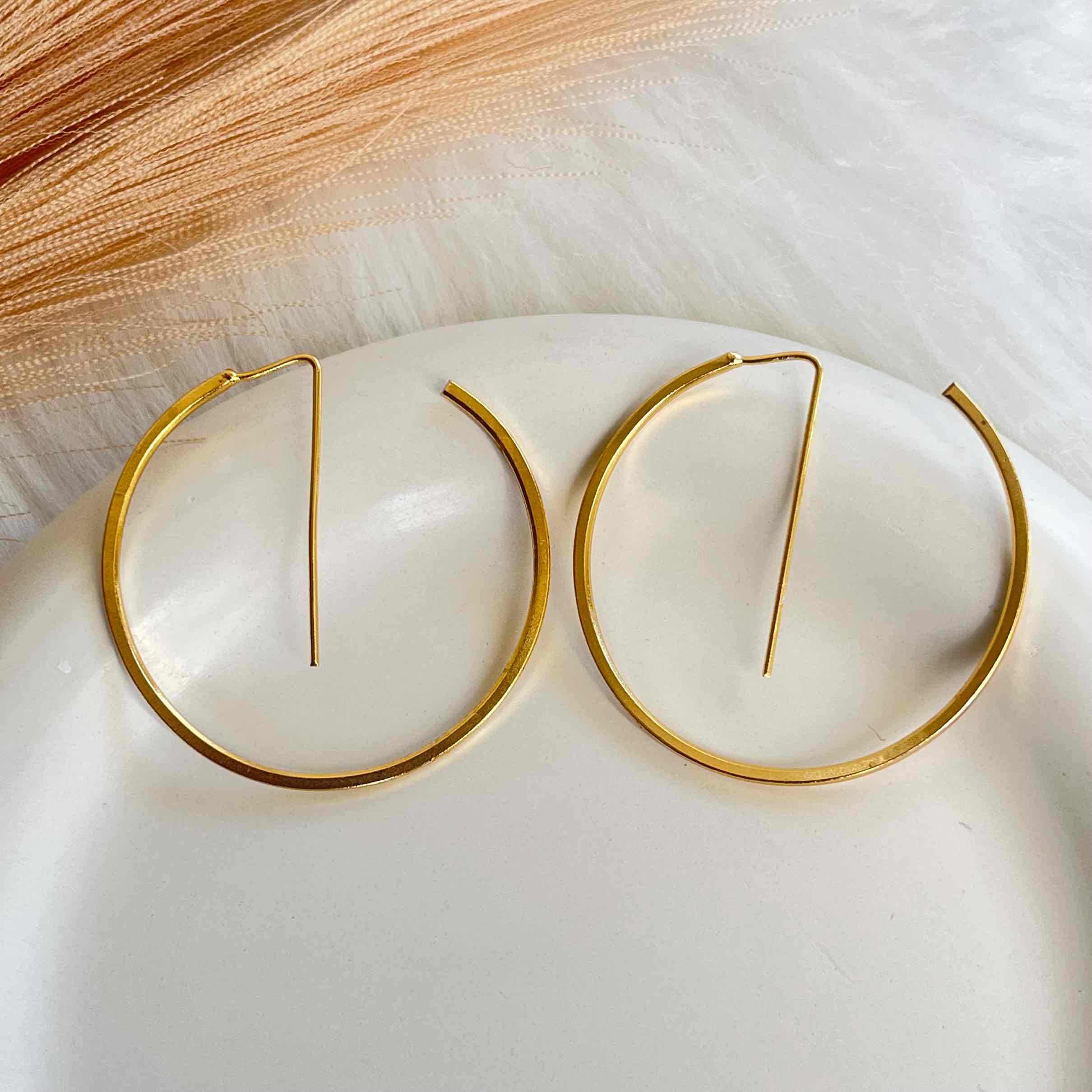 Soft Spark Earrings