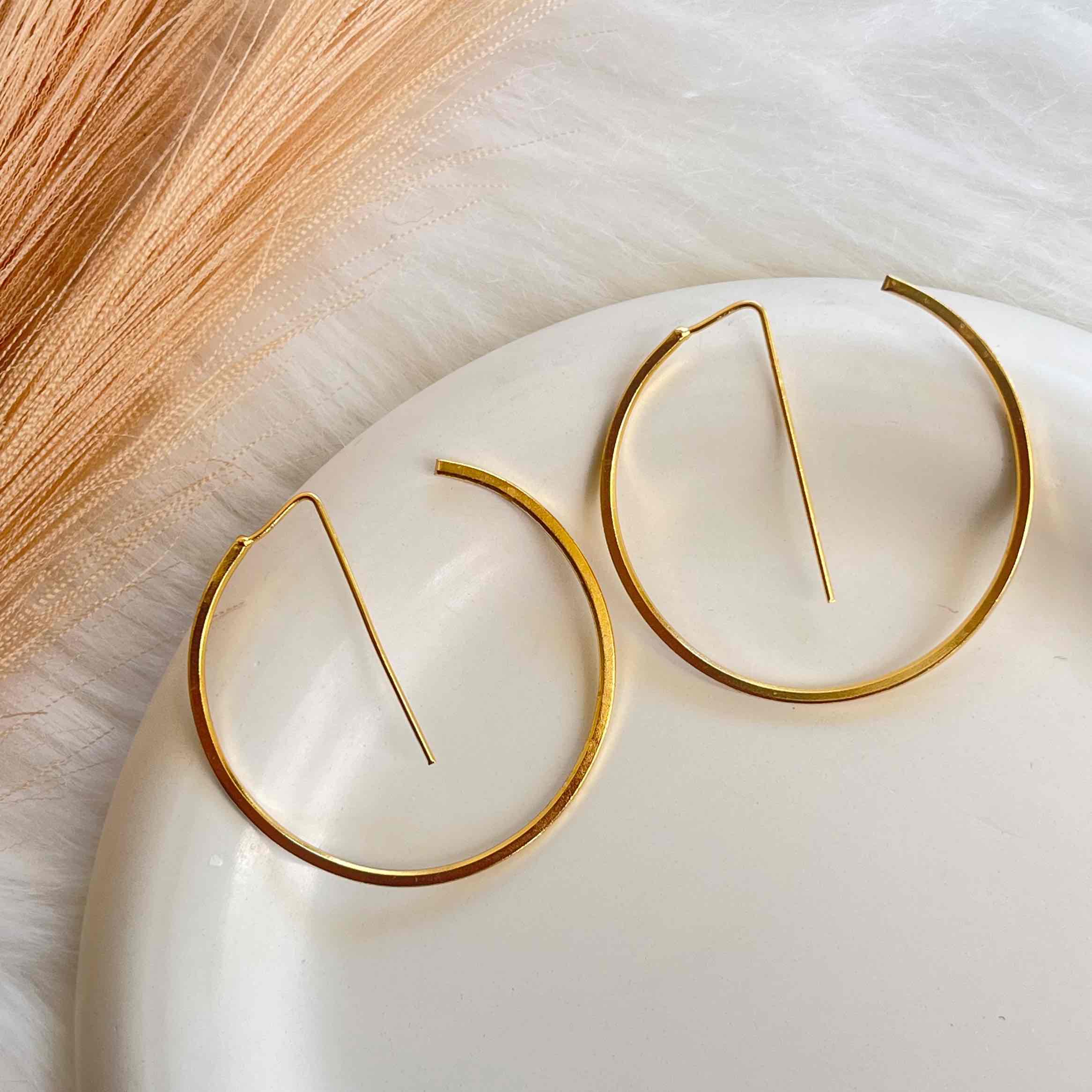 Soft Spark Earrings