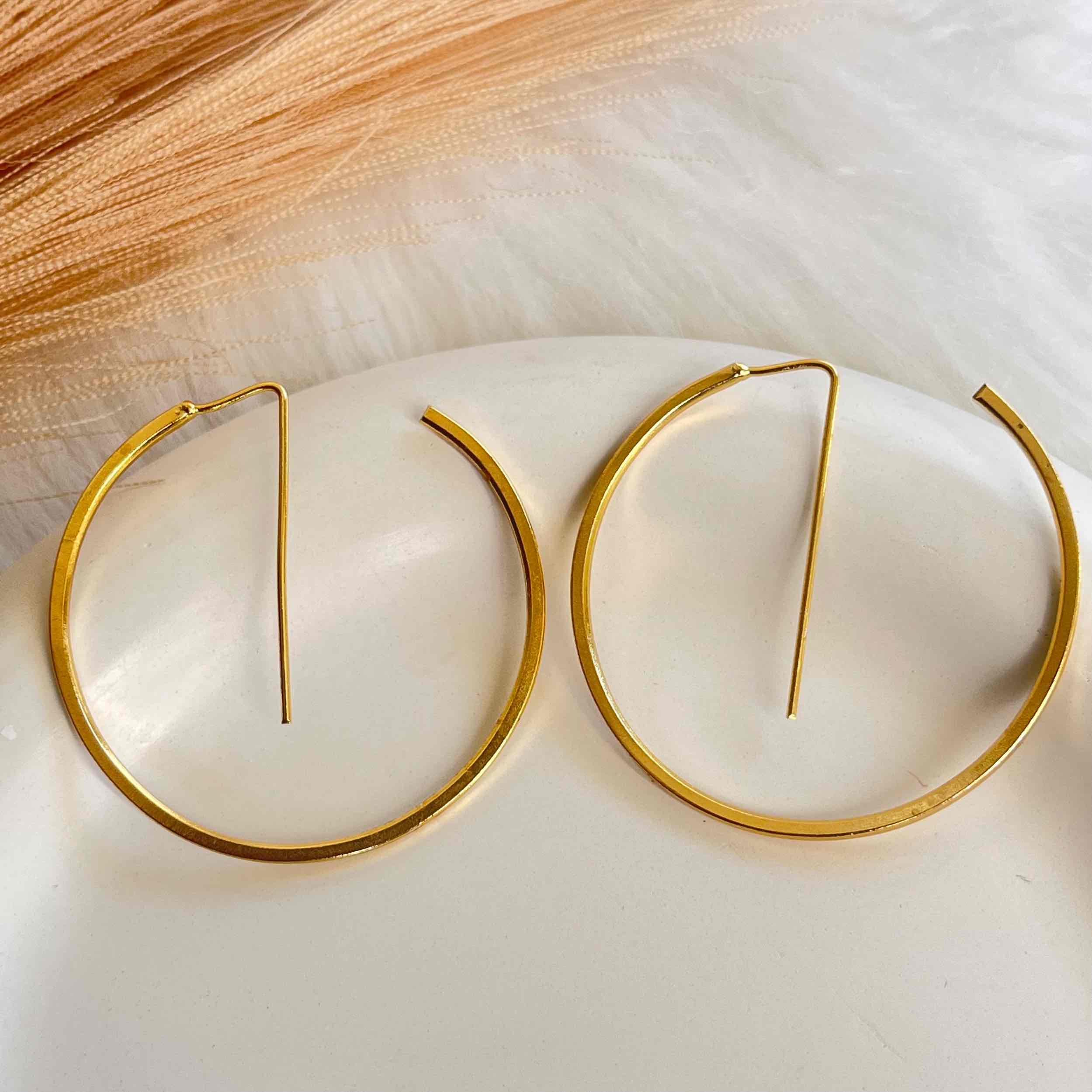 Soft Spark Earrings