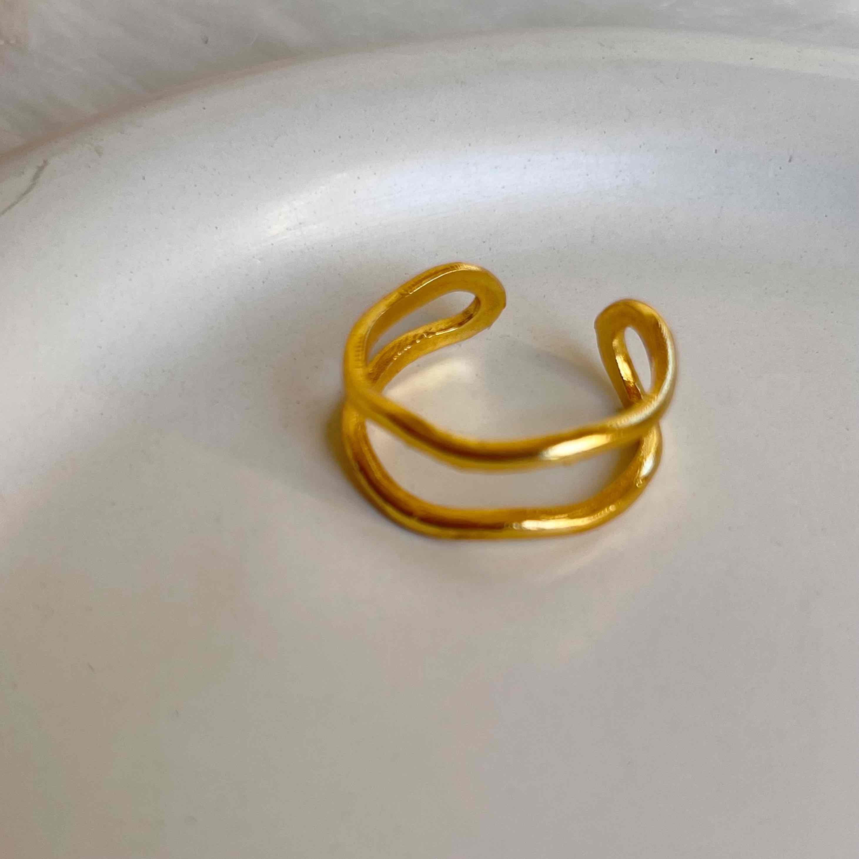 Gilded Twine Ring (Adjustable )