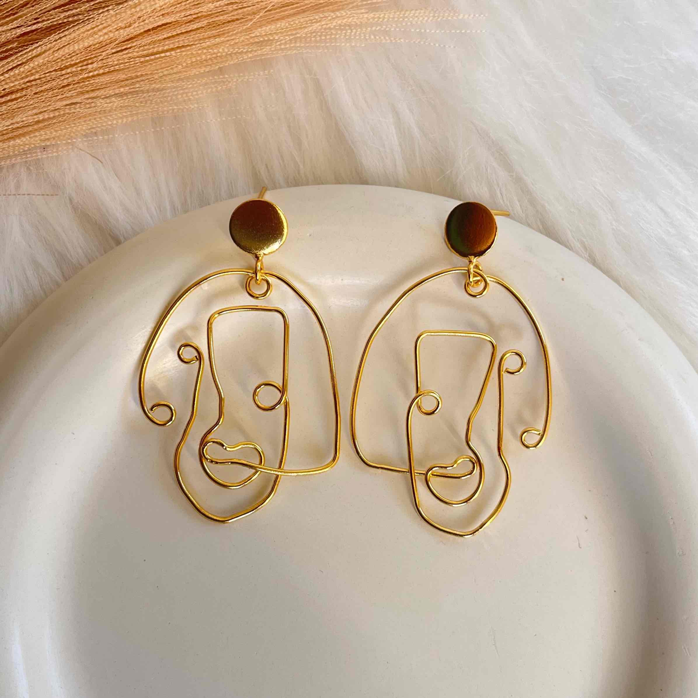 Muse & Smirk Earrings