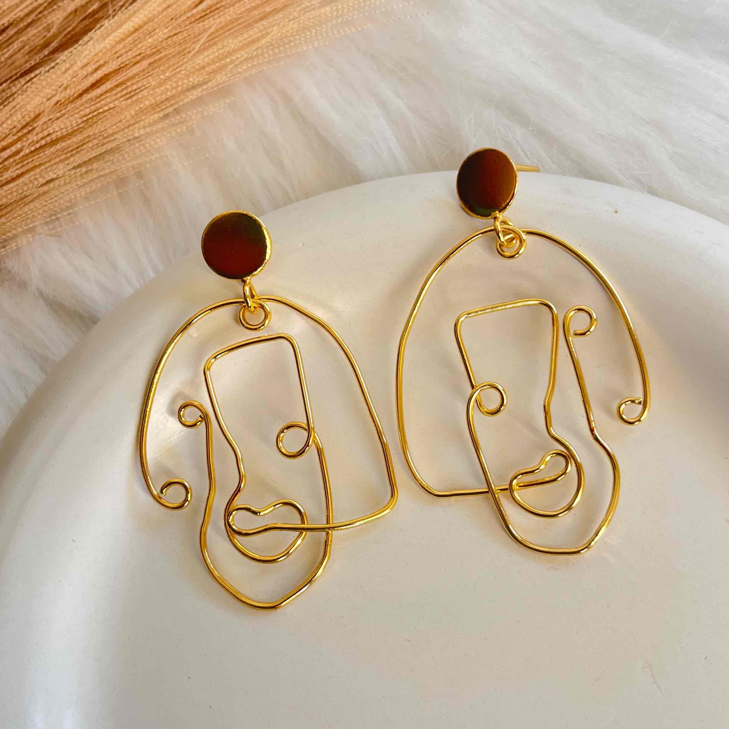 Muse & Smirk Earrings