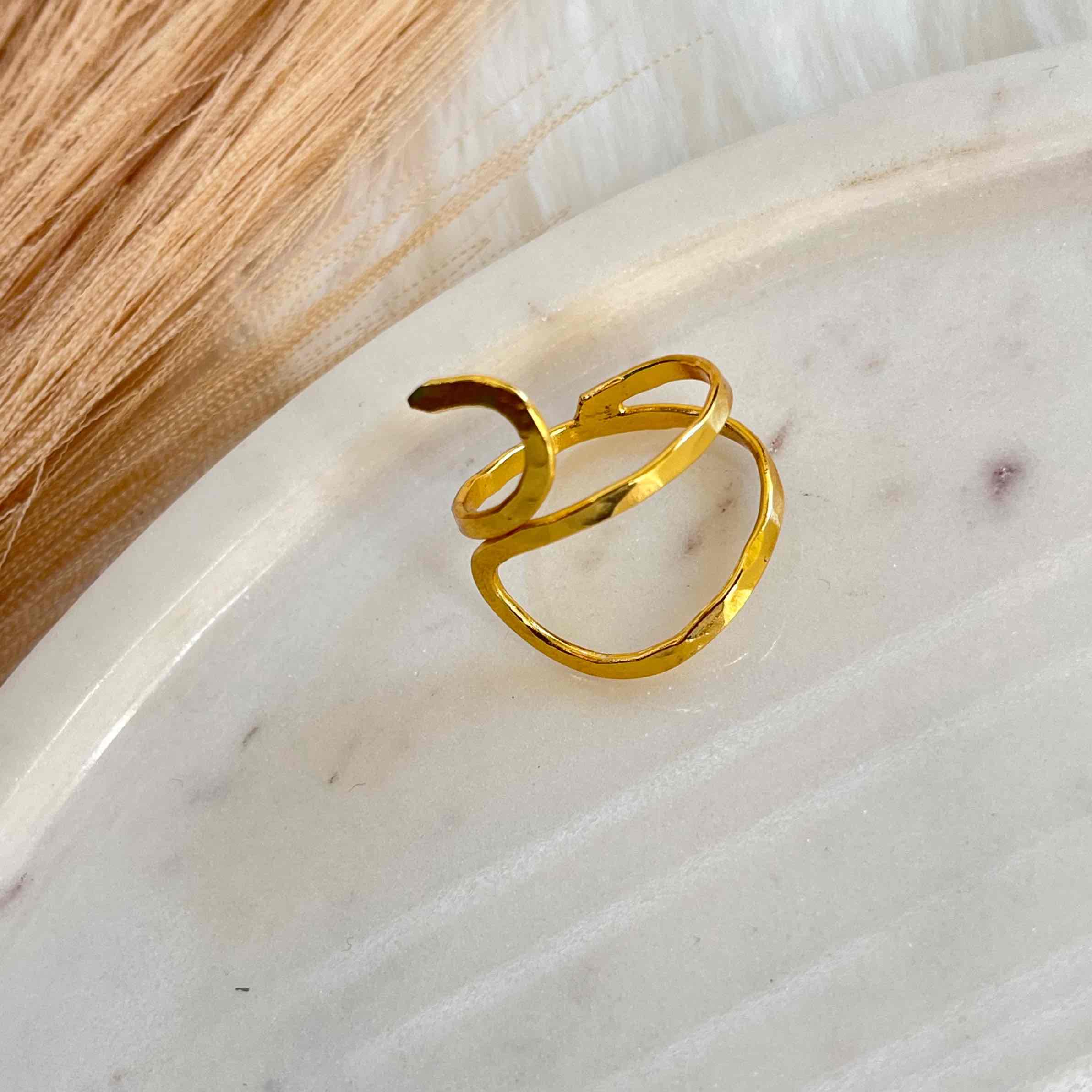 Bling Bloom Ring (Adjustable)