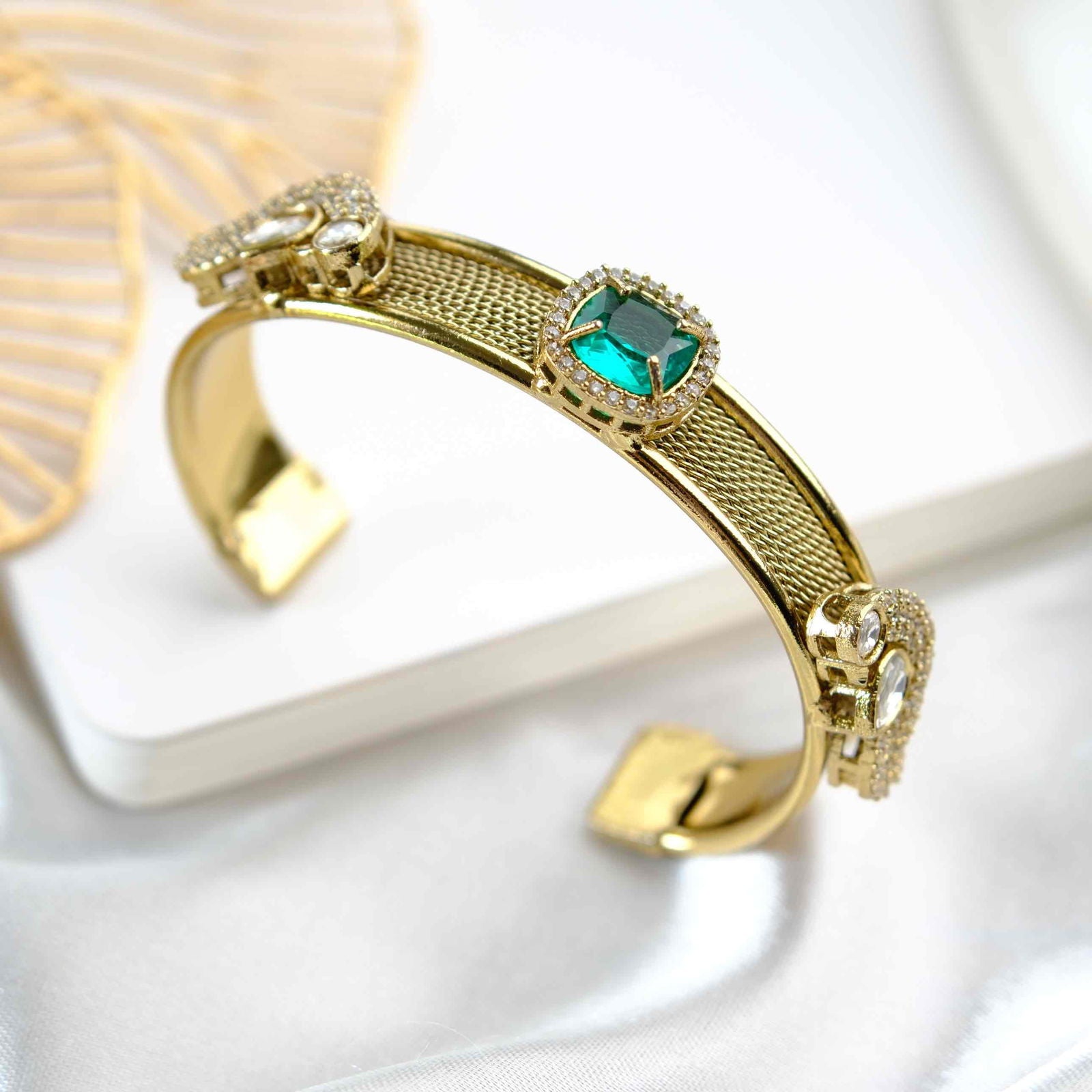Mint Suhana Fusion Bangle - womaniya - Mint Suhana Fusion Bangle - womaniya -  -  -  - #tag1# - #tag2# - #tag3# - #tag4#