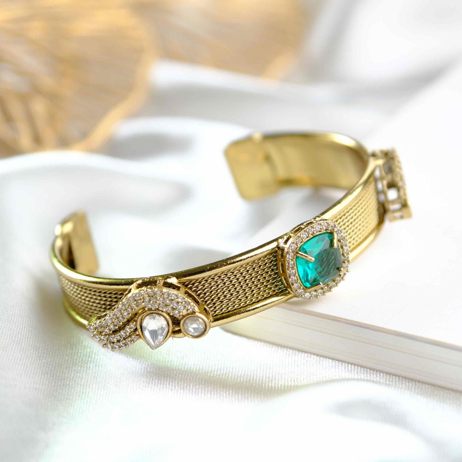 Mint Suhana Fusion Bangle - womaniya - Mint Suhana Fusion Bangle - womaniya -  -  -  - #tag1# - #tag2# - #tag3# - #tag4#