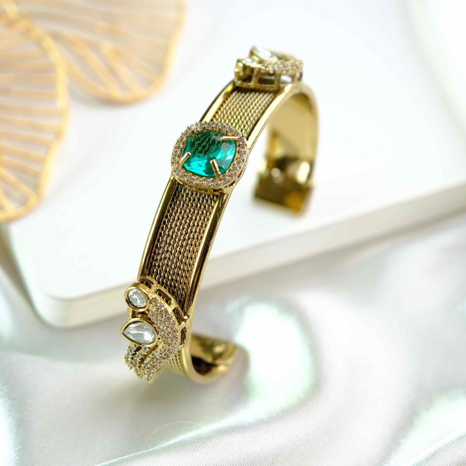 Mint Suhana Fusion Bangle - womaniya - Mint Suhana Fusion Bangle - womaniya -  -  -  - #tag1# - #tag2# - #tag3# - #tag4#
