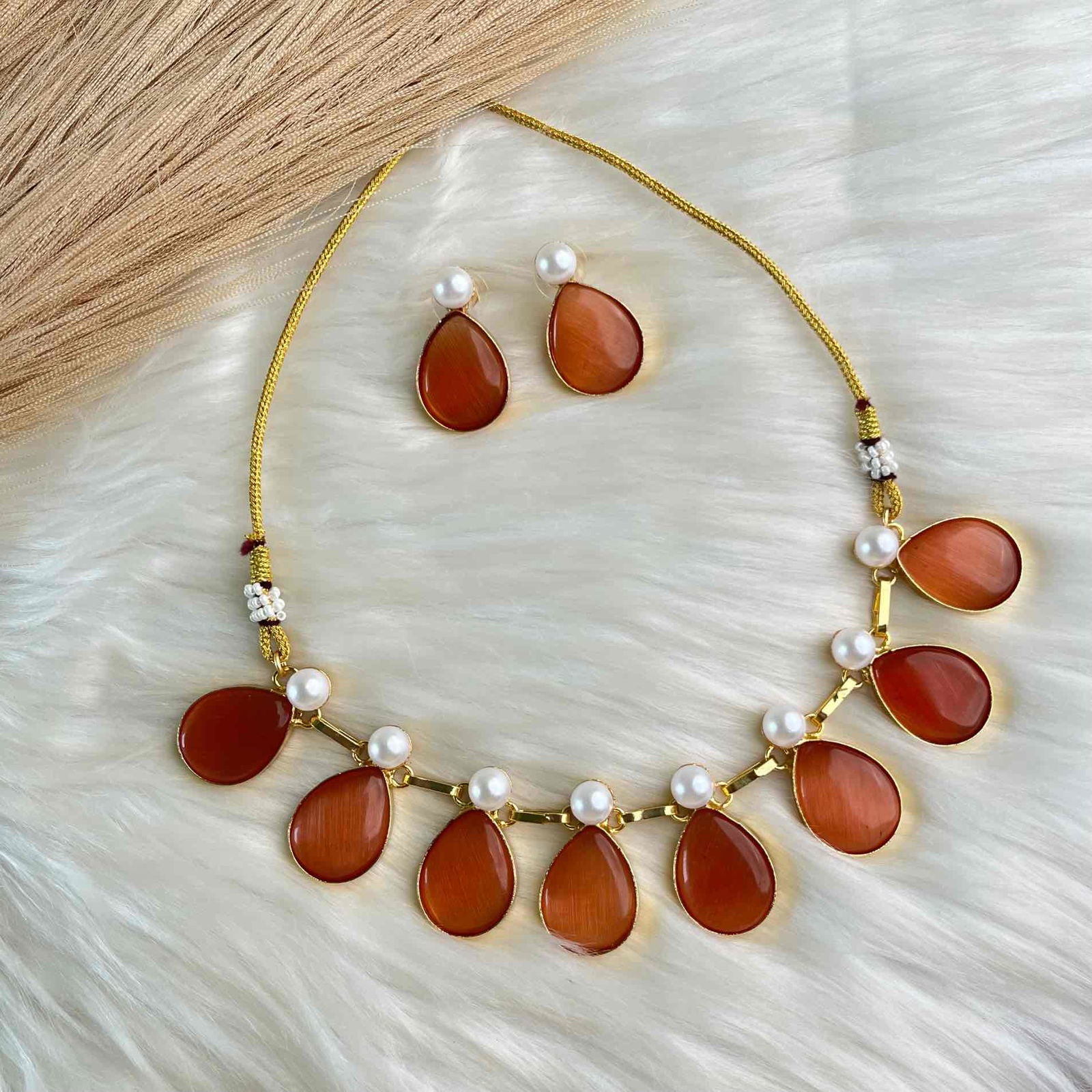 Saffron Sophia Drops Necklace Set - womaniya - Saffron Sophia Drops Necklace Set - womaniya -  -  -  - #tag1# - #tag2# - #tag3# - #tag4#