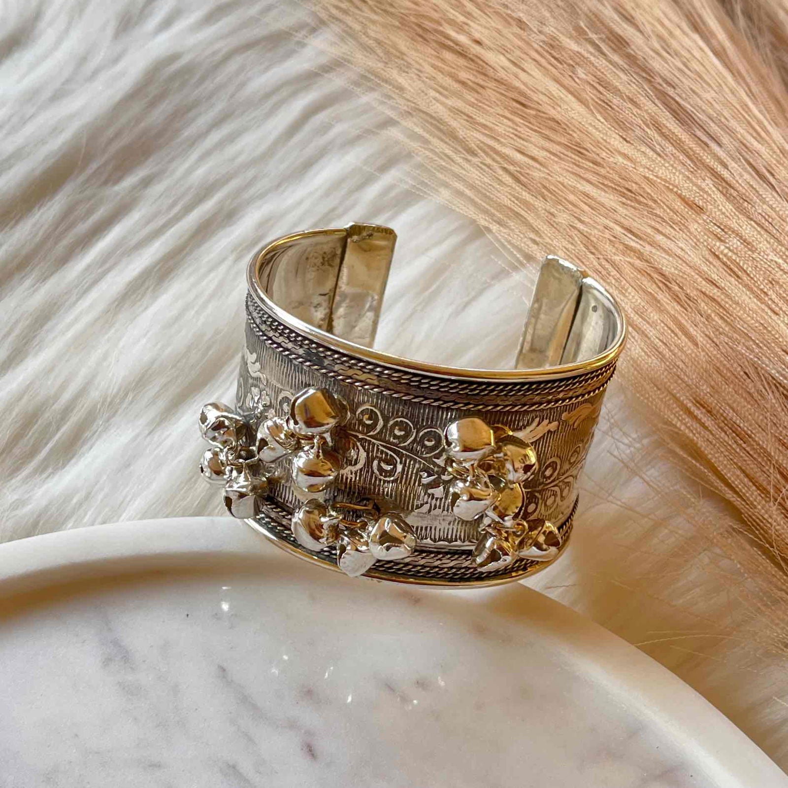 Silver Dewdrop Kada - womaniya - Silver Dewdrop Kada - womaniya -  -  -  - #tag1# - #tag2# - #tag3# - #tag4#