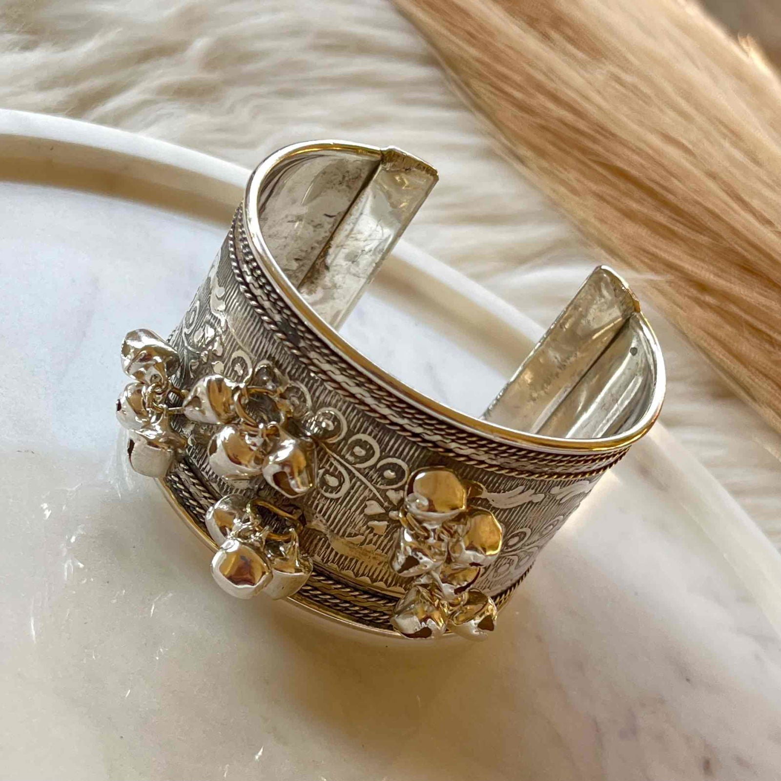 Silver Dewdrop Kada - womaniya - Silver Dewdrop Kada - womaniya -  -  -  - #tag1# - #tag2# - #tag3# - #tag4#