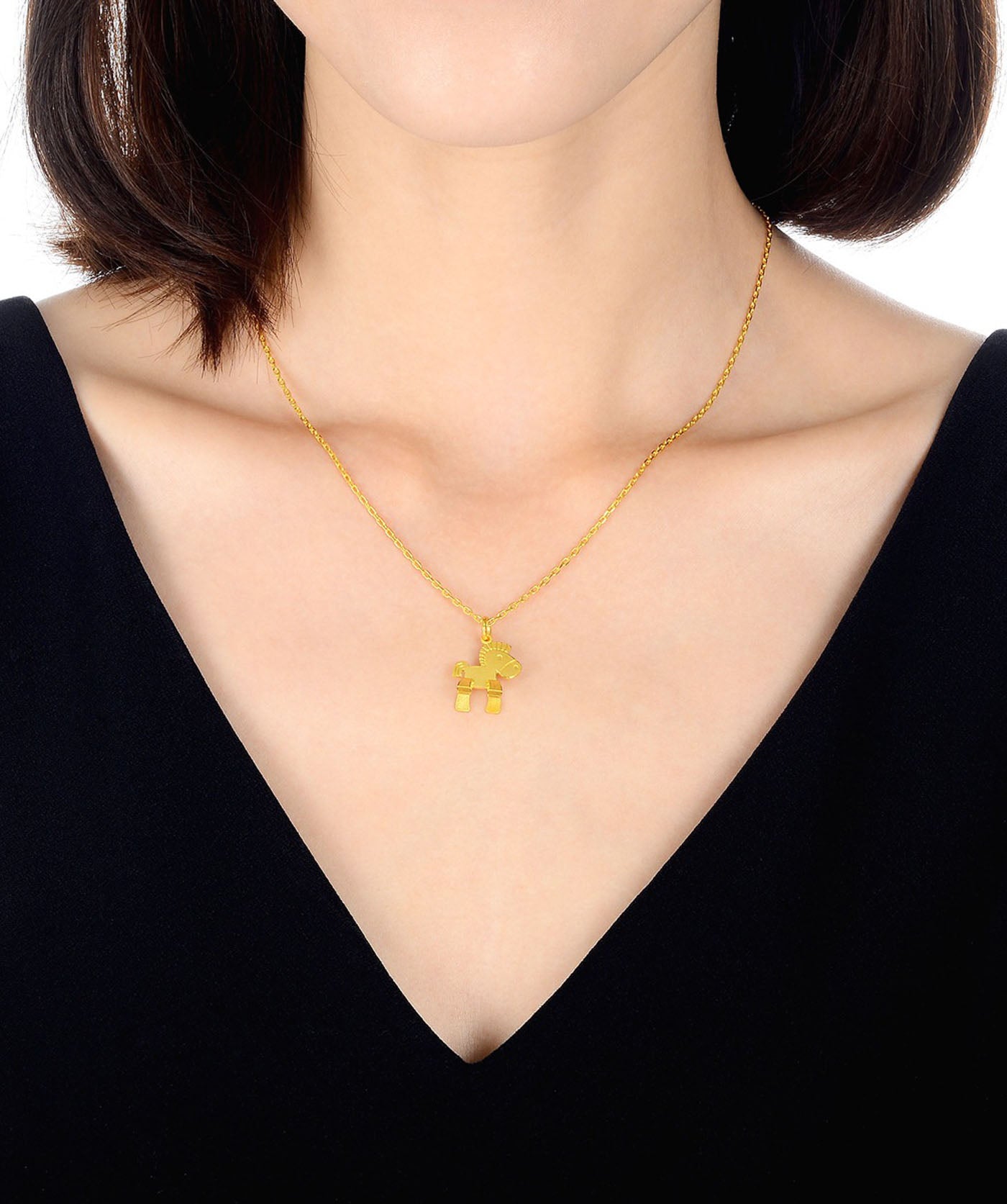 Canter Minimal Necklace