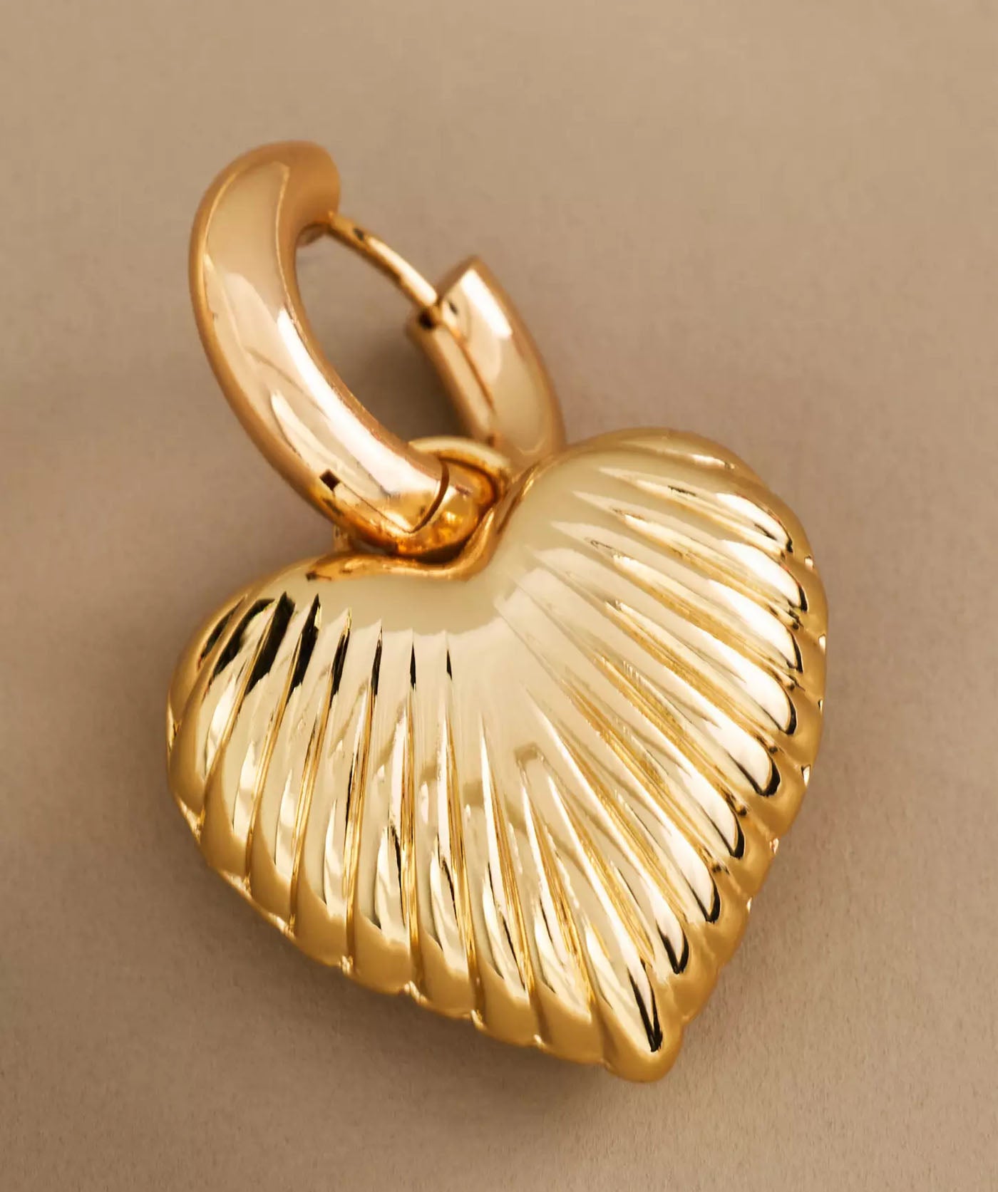 Charm Beat Earrings