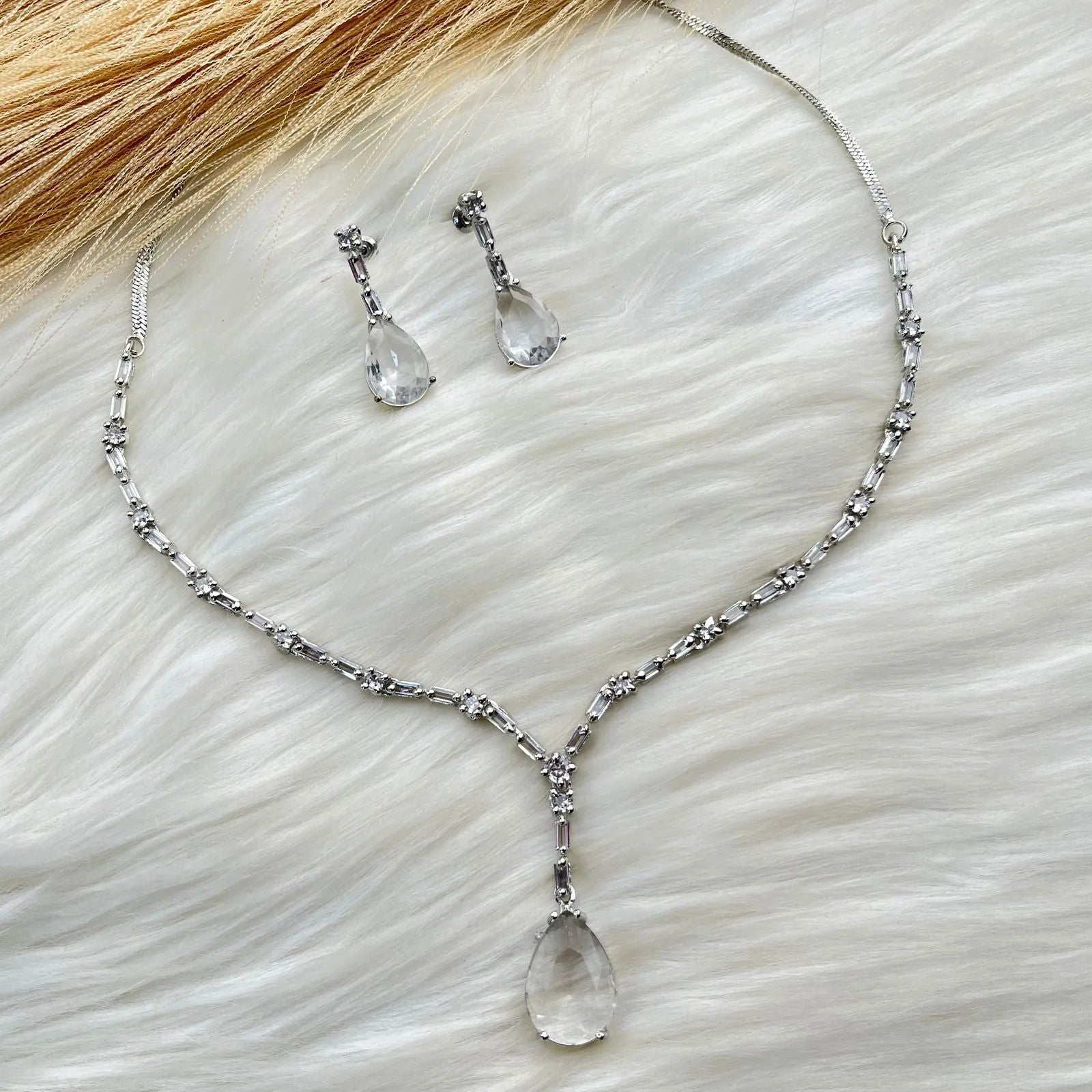 White Twinkling Joy Necklace Set - womaniya - White Twinkling Joy Necklace Set - womaniya -  -  -  - #tag1# - #tag2# - #tag3# - #tag4#