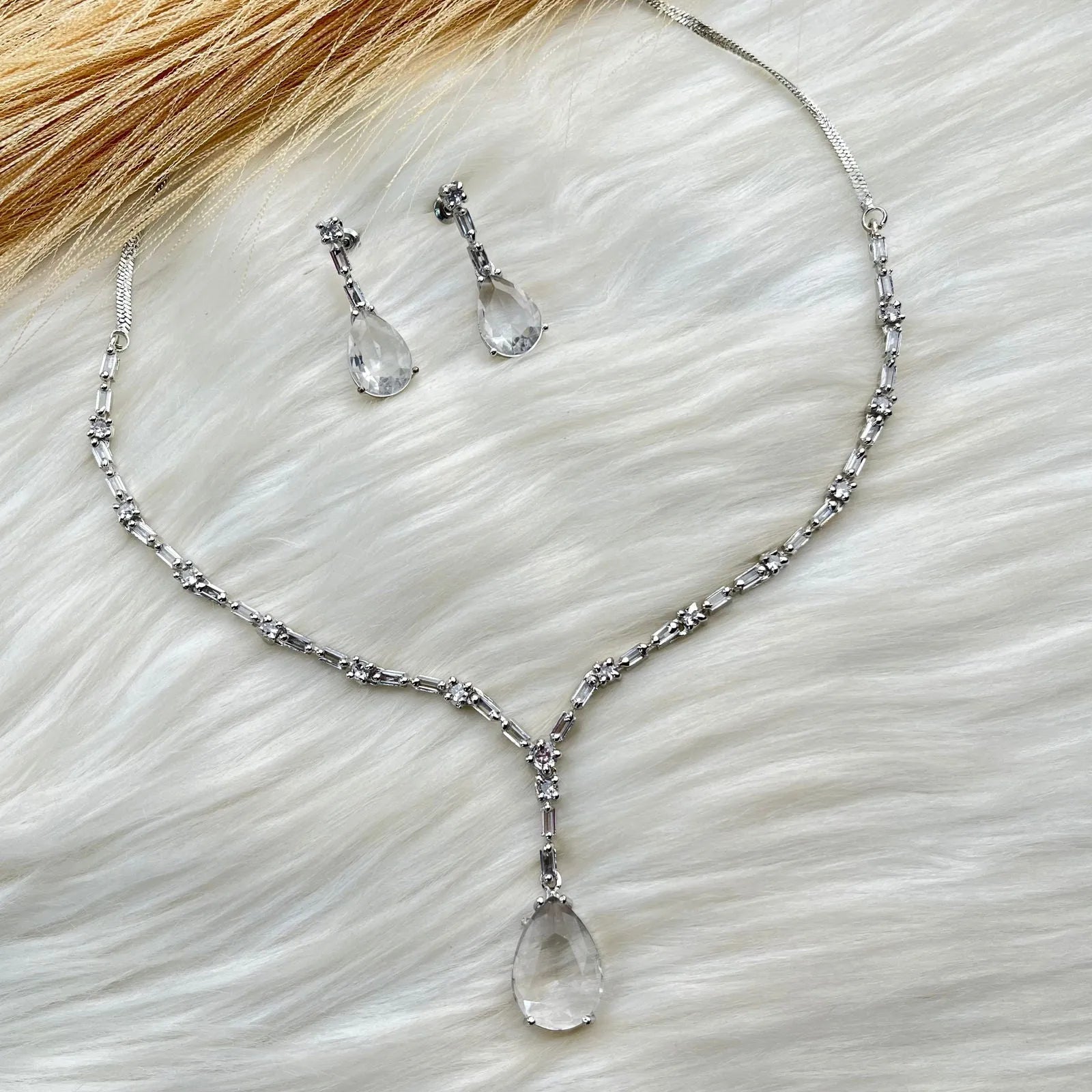 White Twinkling Joy Necklace Set - womaniya - White Twinkling Joy Necklace Set - womaniya -  -  -  - #tag1# - #tag2# - #tag3# - #tag4#
