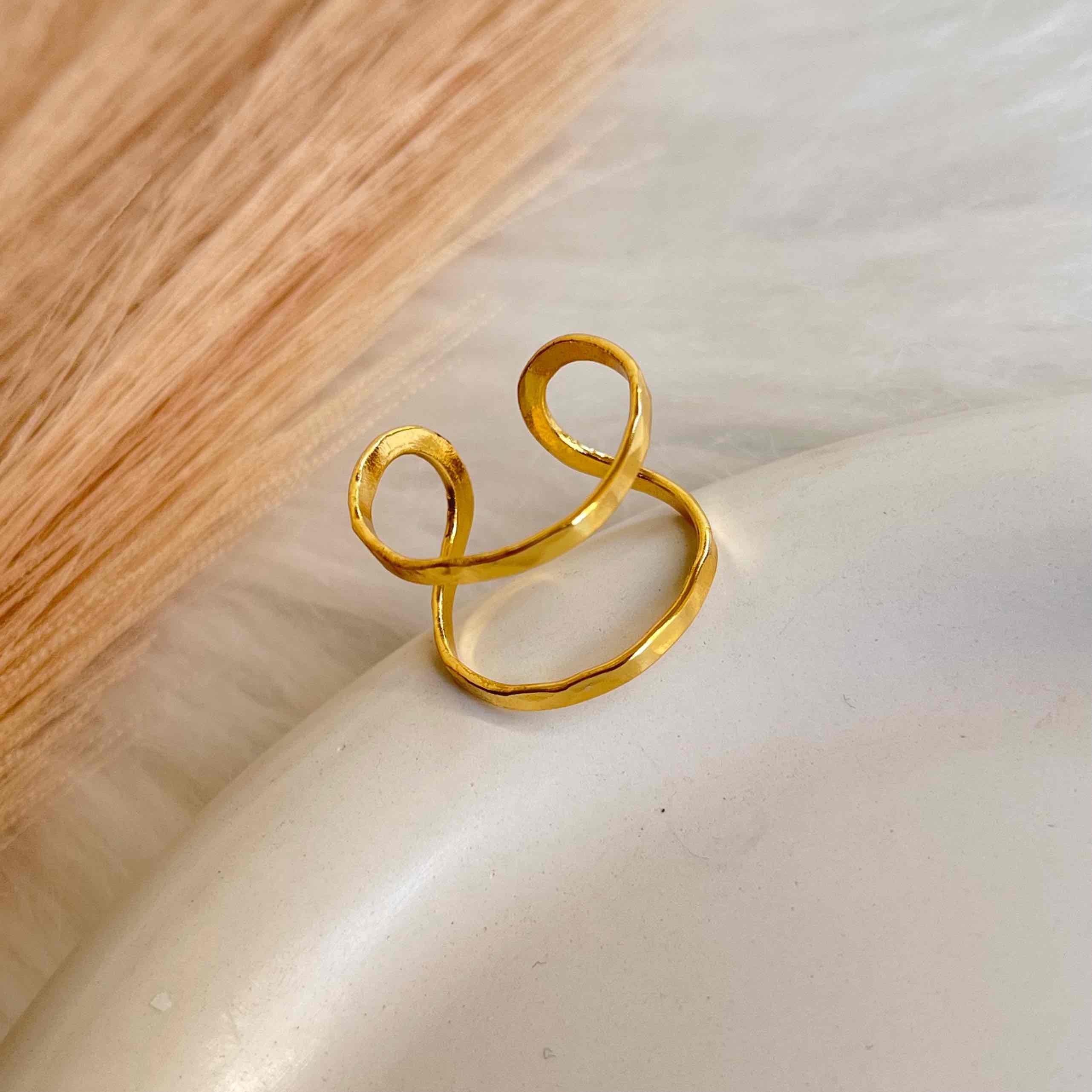 Dazzle Loop Ring (Adjustable)