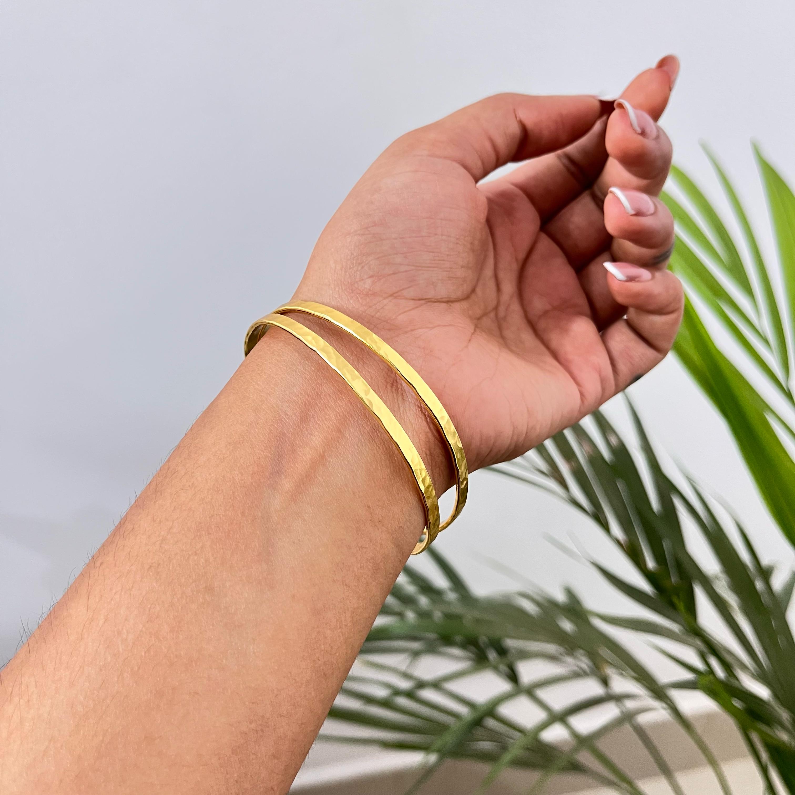 TwistVibe Bracelet (Adjustable)