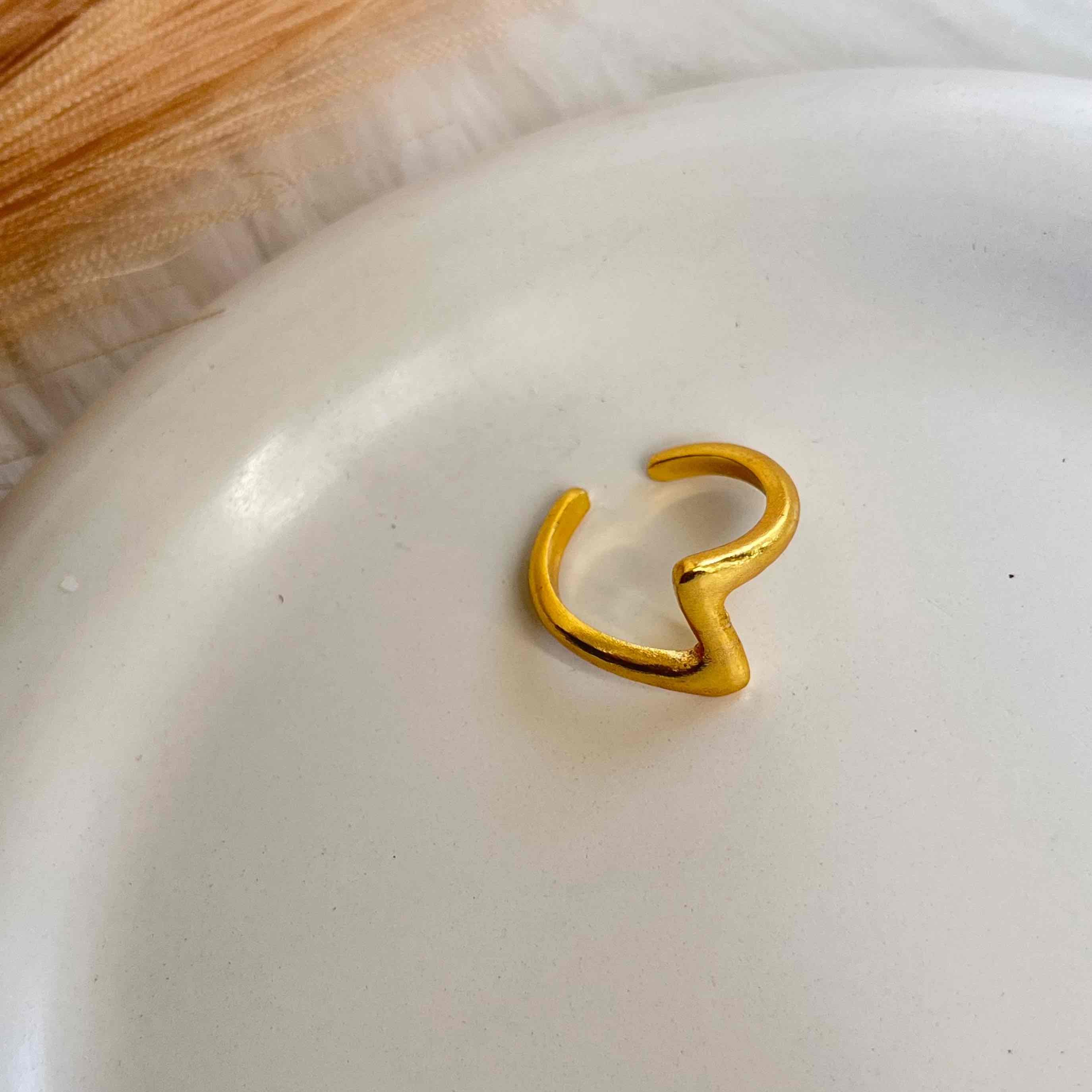 Minimal Ring (Adjustable )