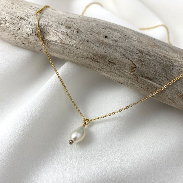Ethereal Pearl Pendant