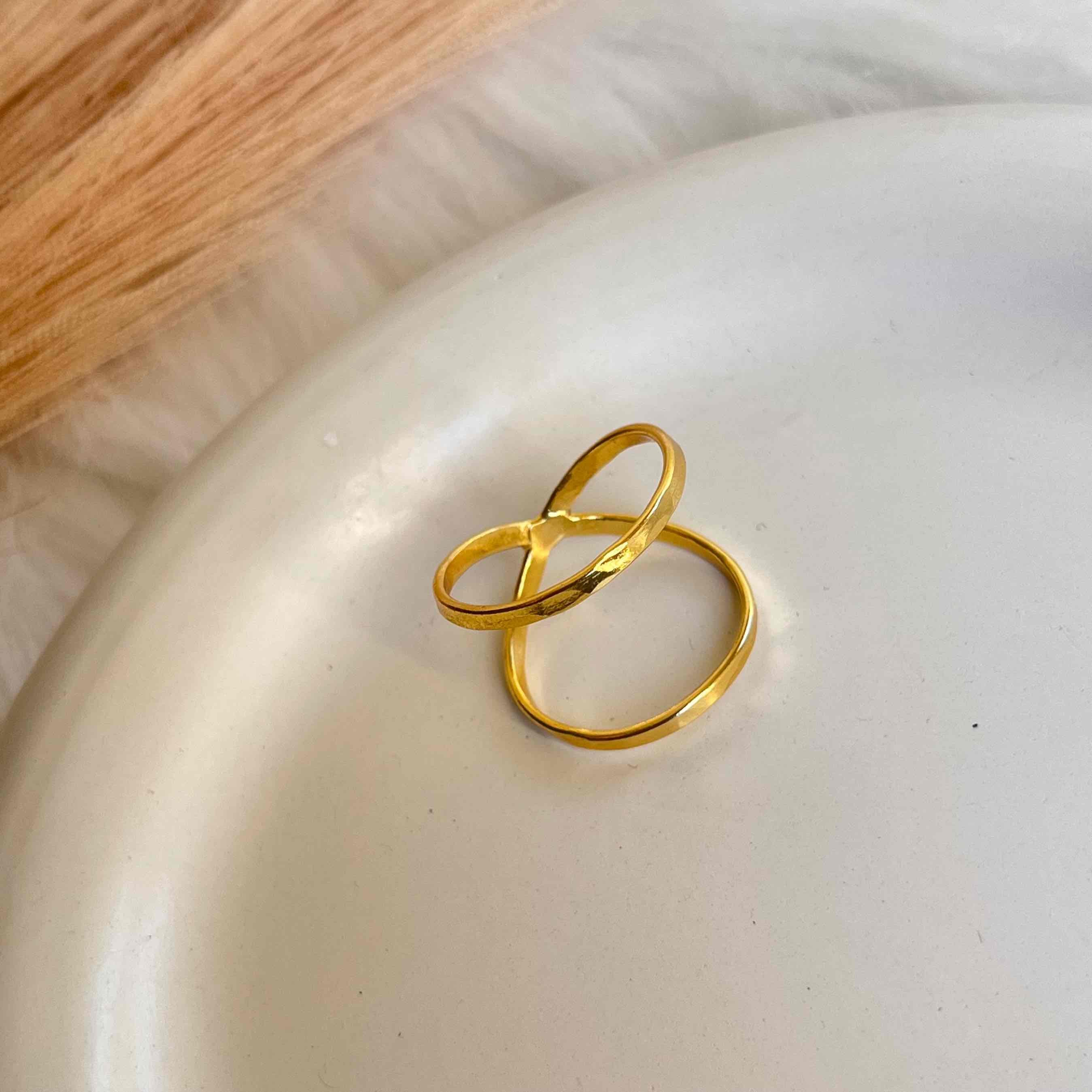 Bling Trendy Ring (Adjustable)
