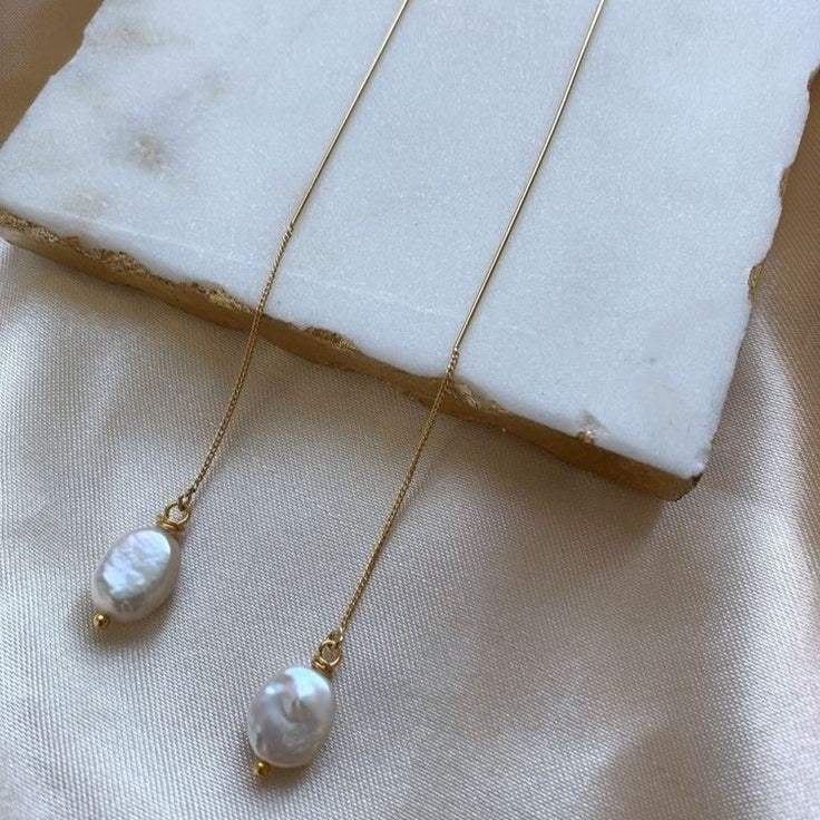Dewdrop Delight Sui Dhaga Earrings